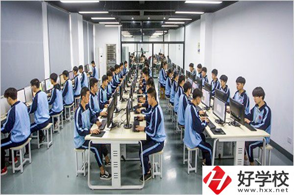 湖南省商業職業中等專業學校實訓室