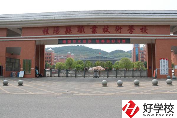 男生可以學幼兒保育專業嗎？郴州有學校推薦嗎？