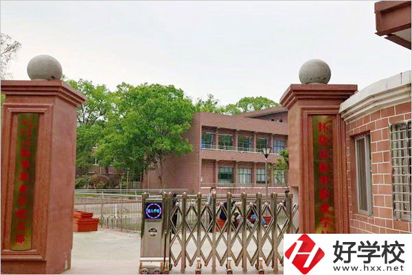 懷化有沒有可以軍事化管理的中職學校？