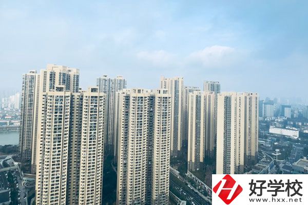 株洲南方航空高級技工學?？粘藢I怎么樣？