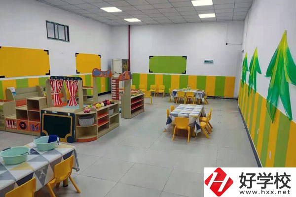 長沙哪些學校設有幼兒保育專業？