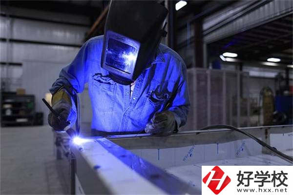 郴州有學電焊專業的學校嗎？就業薪資高嗎？