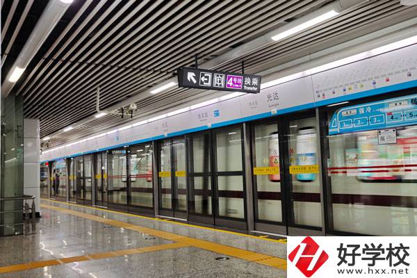 湖南省體育運動學校怎么樣？是中專嗎？