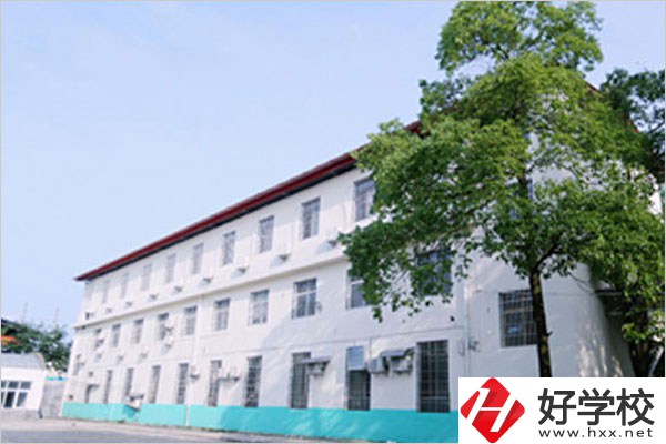 湘潭華光職校在哪？有什么辦學特色？