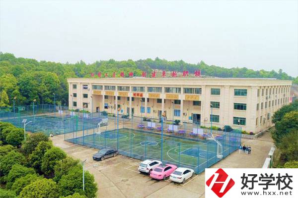 長沙市湘華中等職業學校教學樓