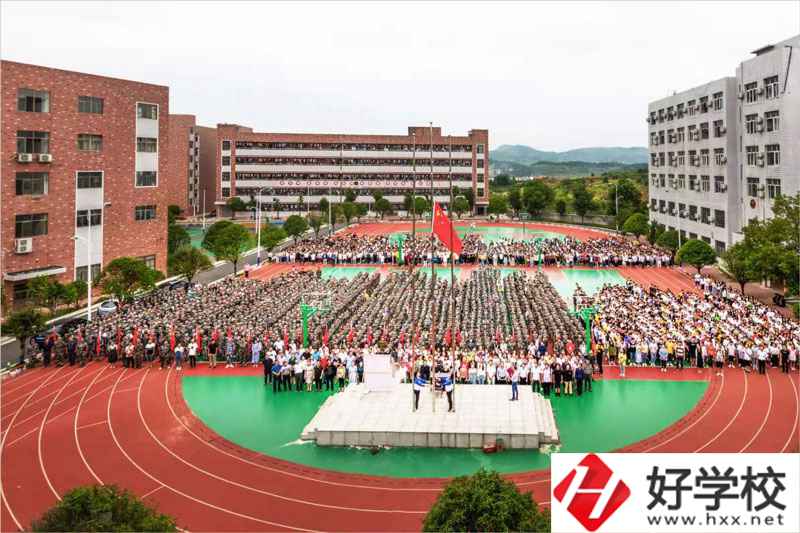 武岡市職業中專學校航空服務專業怎么樣？值得報考嗎？