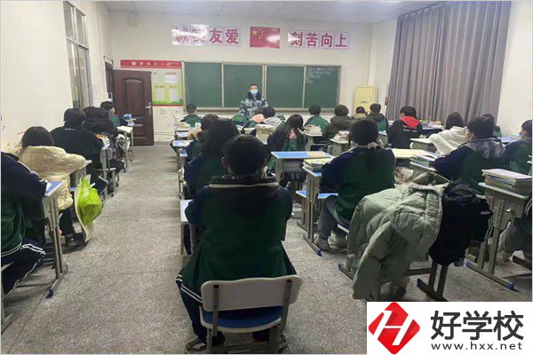 湖南華航鐵路科技技工學校的校園管理如何？