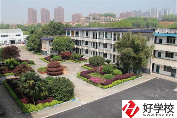 長沙市中等城鄉建設職業技術學校教學樓
