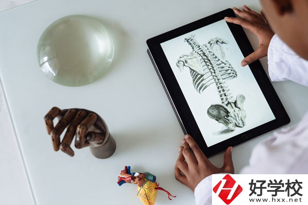 湖南醫藥中等專業學校怎么樣？宿舍好不好？