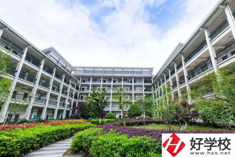湘西民族職業技術學院教學樓