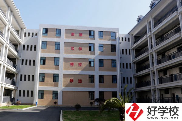 保靖縣中等職業技術學校教學樓