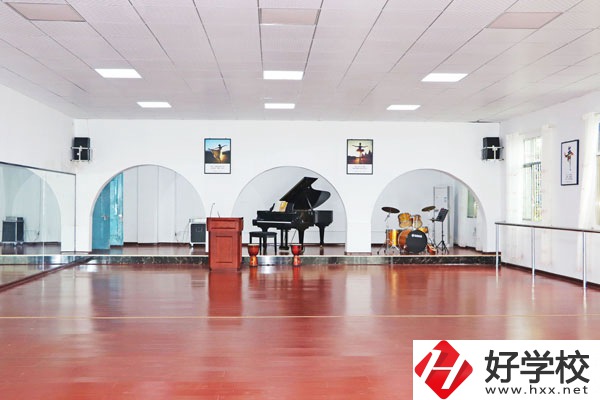 邵陽市開元職業技術學校適合初三畢業生報考嗎？