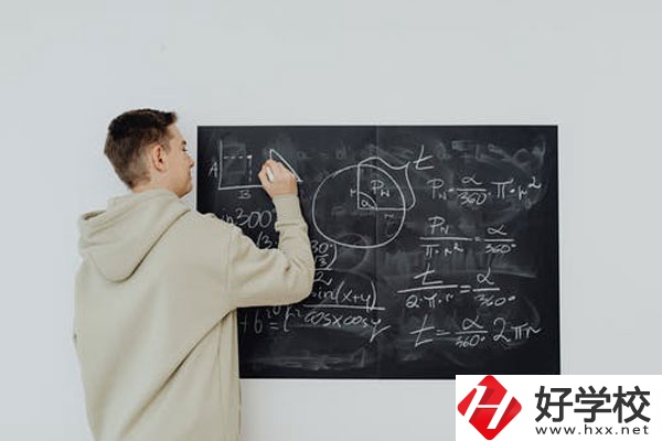 湖南醫藥中等專業學校怎么樣？宿舍好不好？