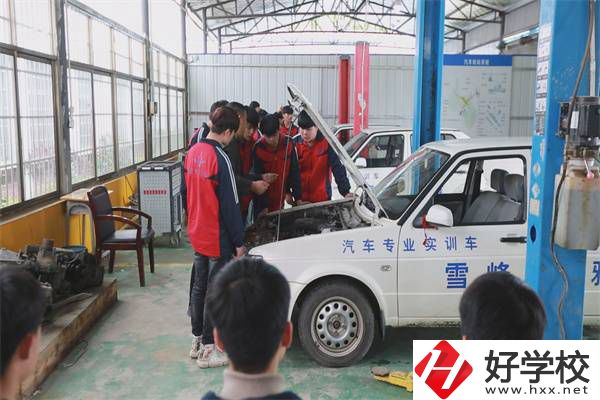 邵陽市雪峰博雅職業學校是什么學校？有什么辦學優勢？