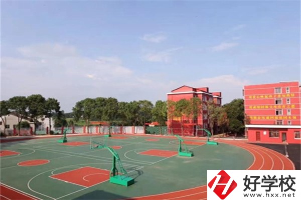 岳陽湘陰縣中山職業技術學校好不好？