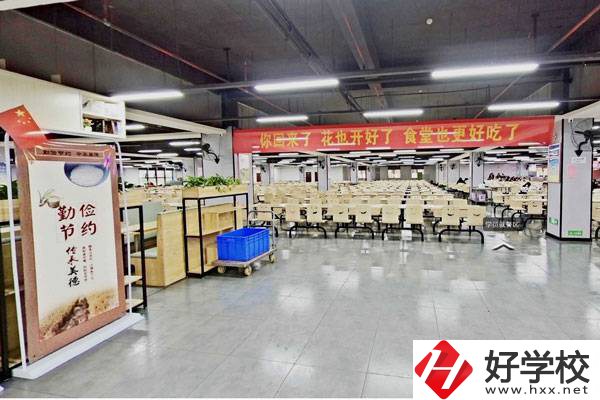 湖南醫藥職業中等專業學校辦學質量如何?學費貴嗎?