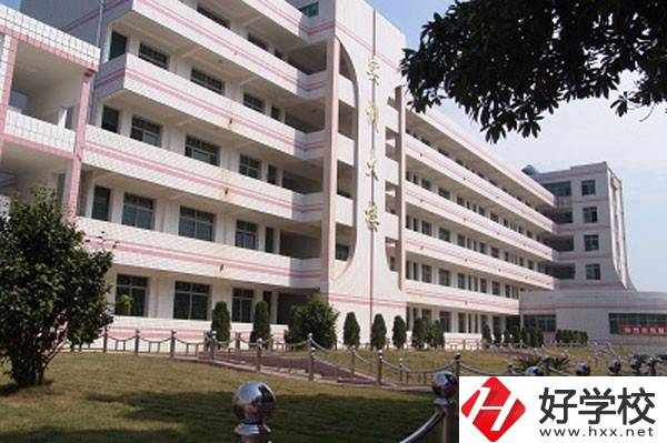 沅江市職業中等專業學校怎么樣，專業招生人數是多少?