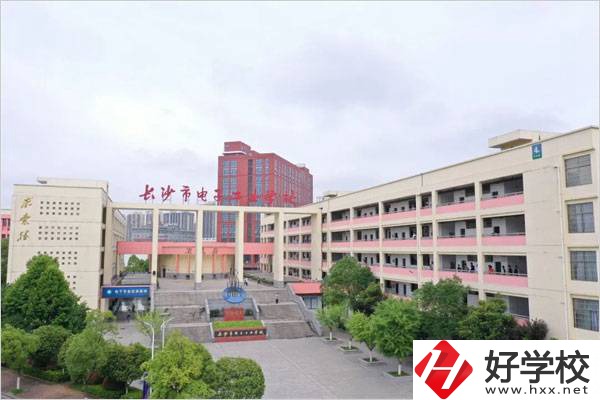 長沙電子工業學校的學生能升學嗎？學費要多少？