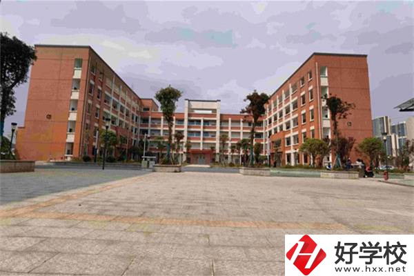 在邵陽想學體育可以去哪所職校？學體育好就業嗎？