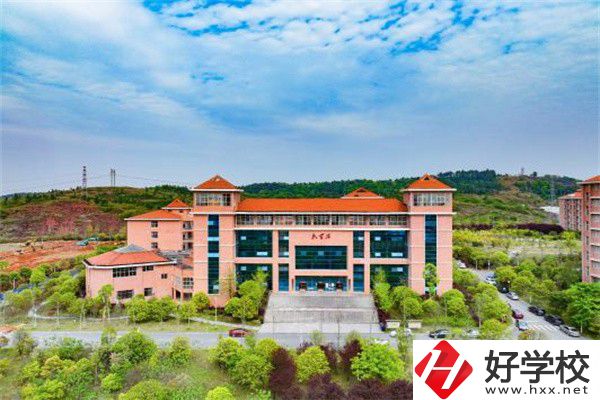 永州技校的學費一般是多少？有什么優惠政策？