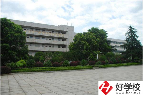 郴州市第一職業中等專業學校教學樓
