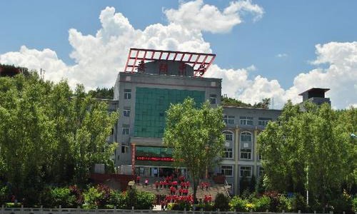 婁煩縣職業中學