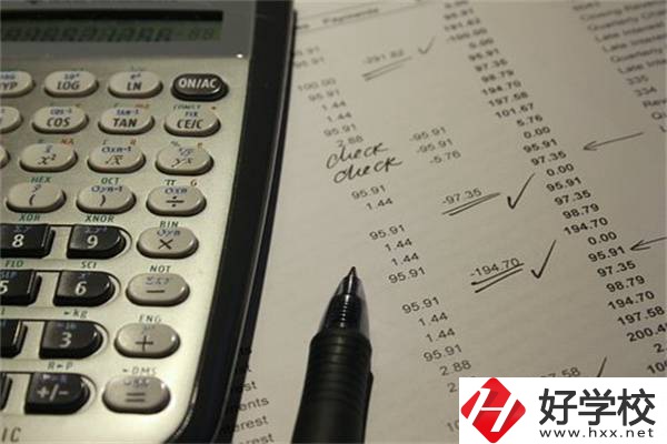 湖南想沖本科可以讀哪所職高？哪個專業招生名額最多？