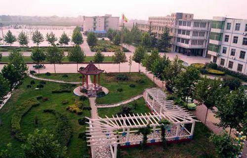 藁城市美術職業學校