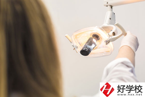 核工業衛生學校護理專業值得學嗎？有沒有前途？