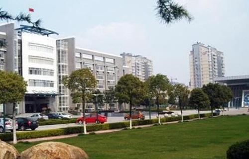 靖江市職業高級中學