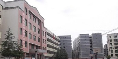 巴中市恩陽區職業中學是讀幾年？