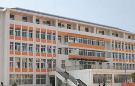 四川省漢源縣職業高級中學