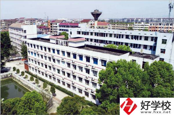 益陽市衛生職業技術學?；A設施怎么樣？位置在哪？