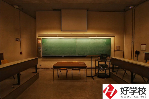 郴州文藝職業中等專業學校辦學特色是什么？