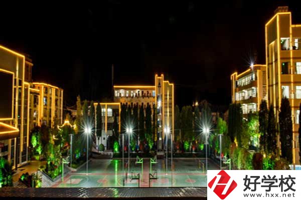 湖南省芷江民族職業中專學校