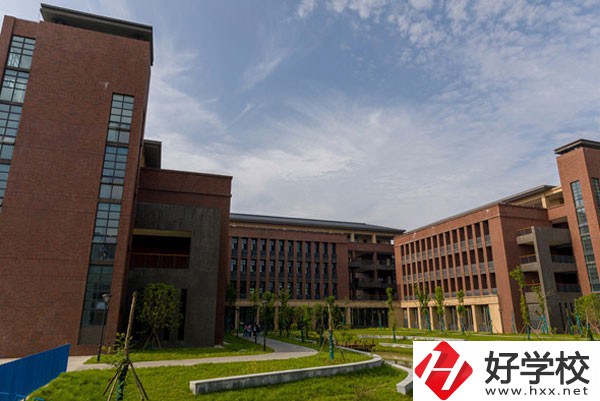 常德有哪些外語中職學校？開設有什么專業？
