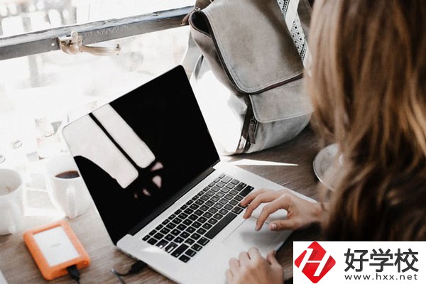 懷化市商貿經濟管理學校好不好？宿舍怎么樣？