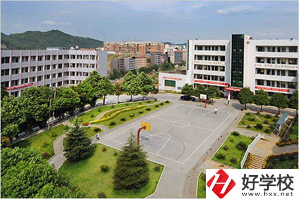 瀘溪縣第一職業中學校園