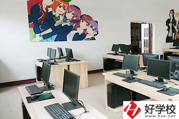 岳陽市江南通信職業技術學校實訓室
