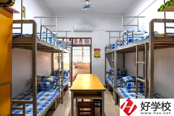 長沙財經學校有哪些辦學特色？有什么政策補貼？