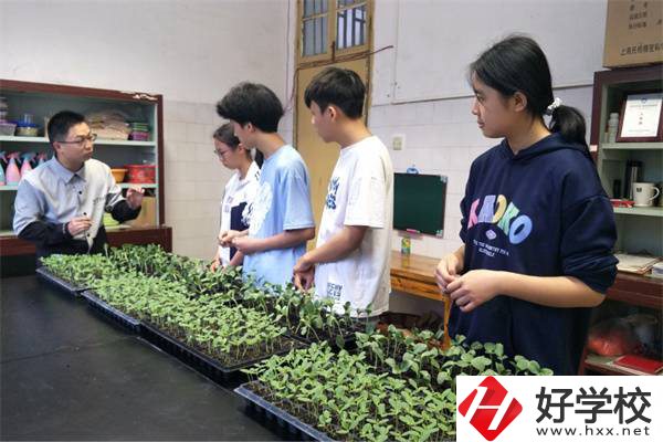 衡陽縣職業中等專業學校實訓室