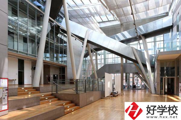 湖南職高學校排名較好的學校是哪些？有什么專業？