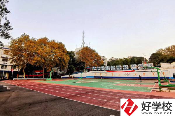 湖南省交通科技職業中專學校的培養方式如何？