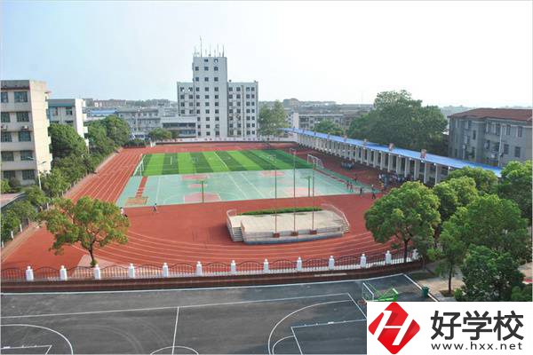 株洲市淥口區職業中等專業學校操場