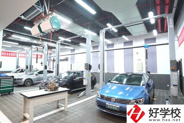 株洲第一職業技術學校實訓室