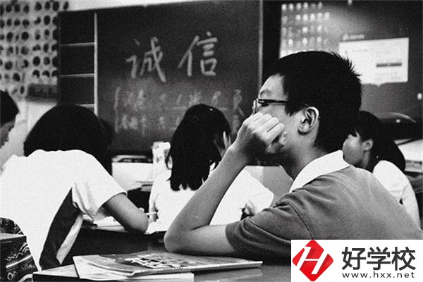 在湖南讀高中和讀職高有什么不同？職高生有什么優勢？
