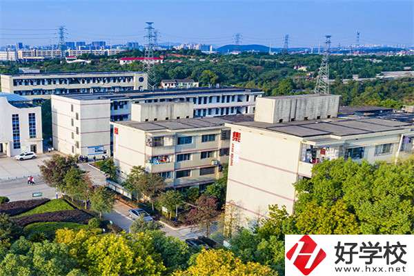 湘潭縣職業技術學校宿舍樓