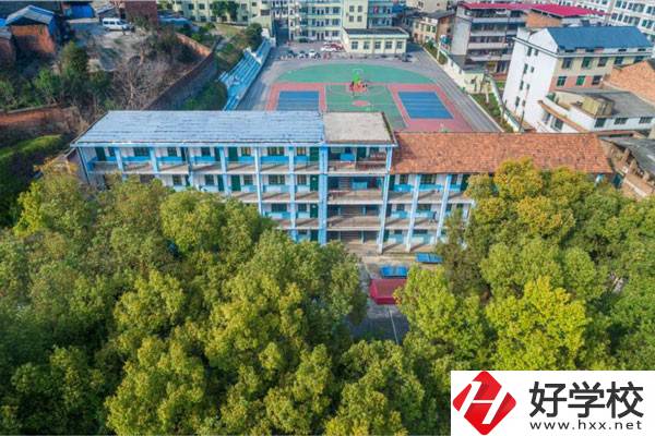 湖南鴻翔技工學校怎么樣？教學情況如何？