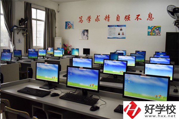 益陽哪些中職學校開設音樂相關專業？學費貴不貴？