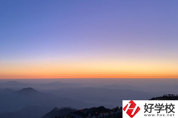 望城縣職業中專學校好不好？開設專業有哪些？
